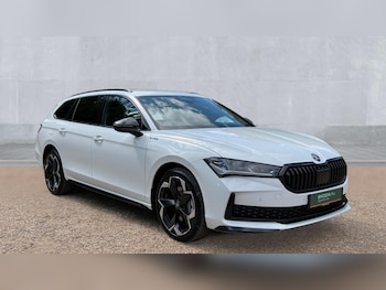 Used Skoda Superb 2025 for sale - 75992884: Photo