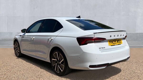 Used Skoda Octavia 2025 for sale - 75121262: Photo 3