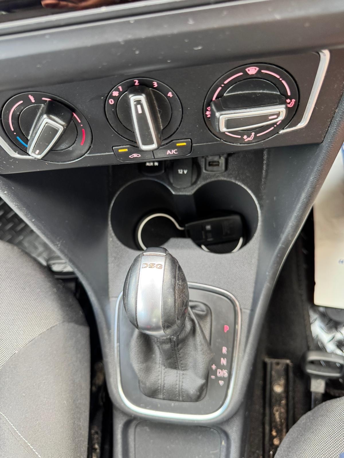 Used Volkswagen Polo 2015 for sale - 77277655: Photo 17