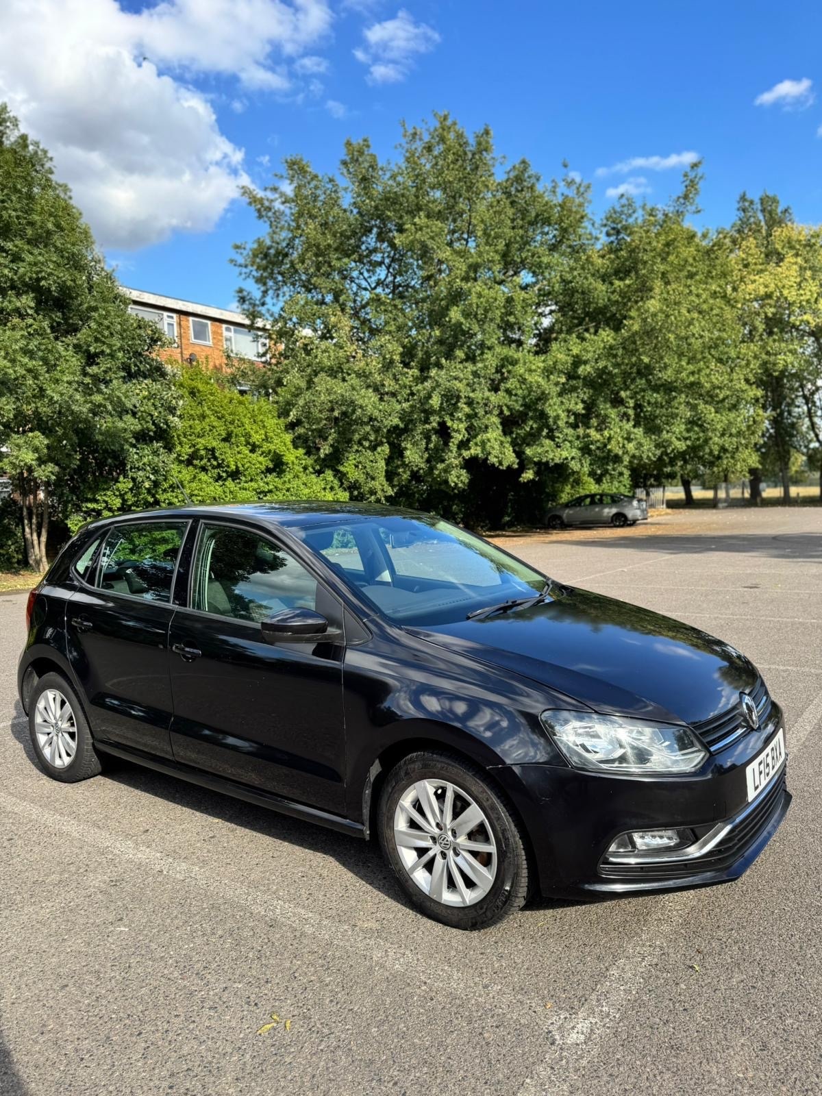 Used Volkswagen Polo 2015 for sale - 77277655: Photo 2
