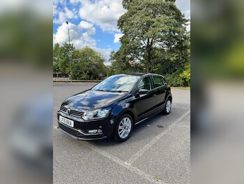 Used Volkswagen Polo 2015 for sale - 77277655: Photo