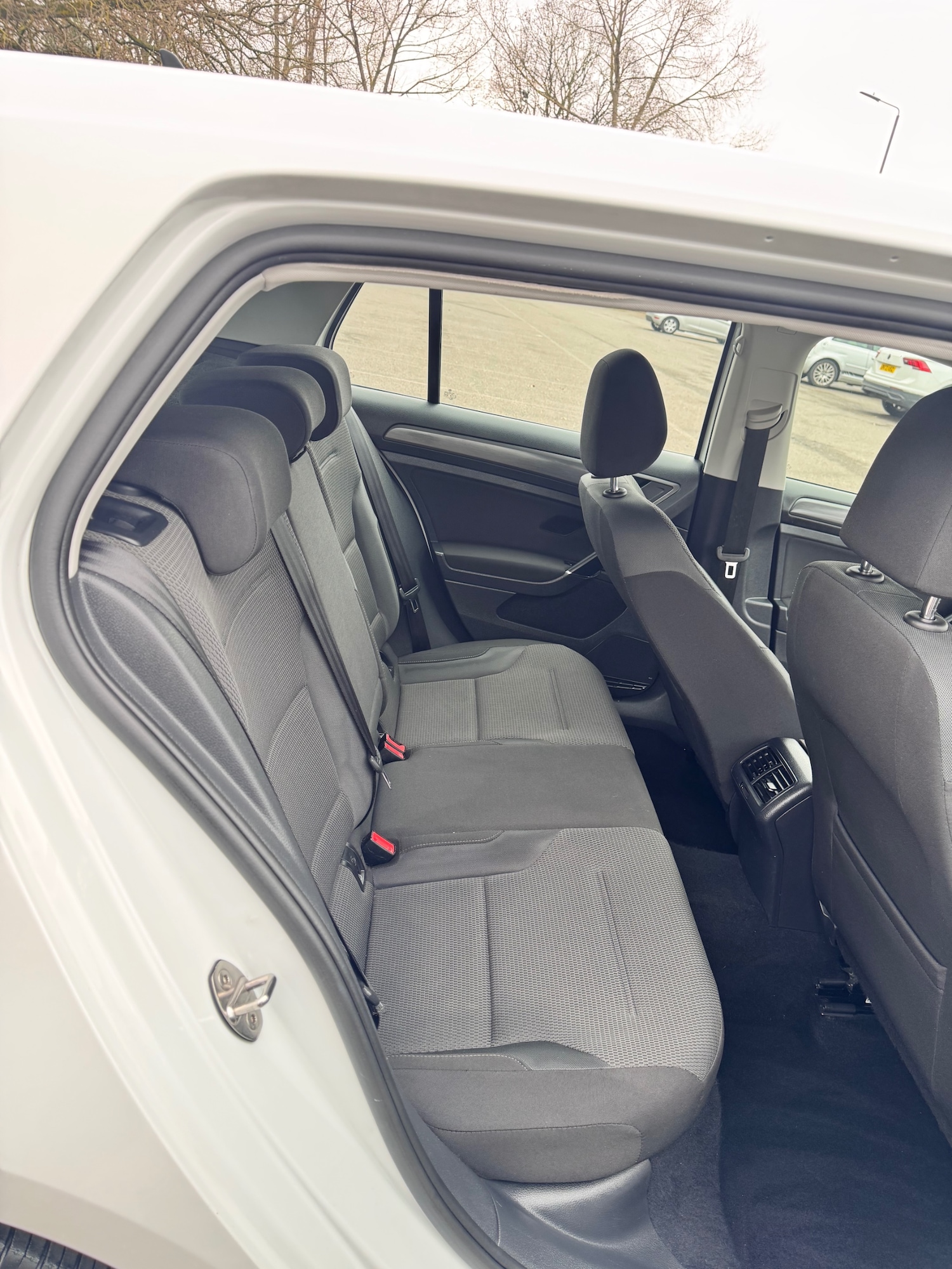 Used Volkswagen Golf 2018 for sale - 77807571: Photo 9