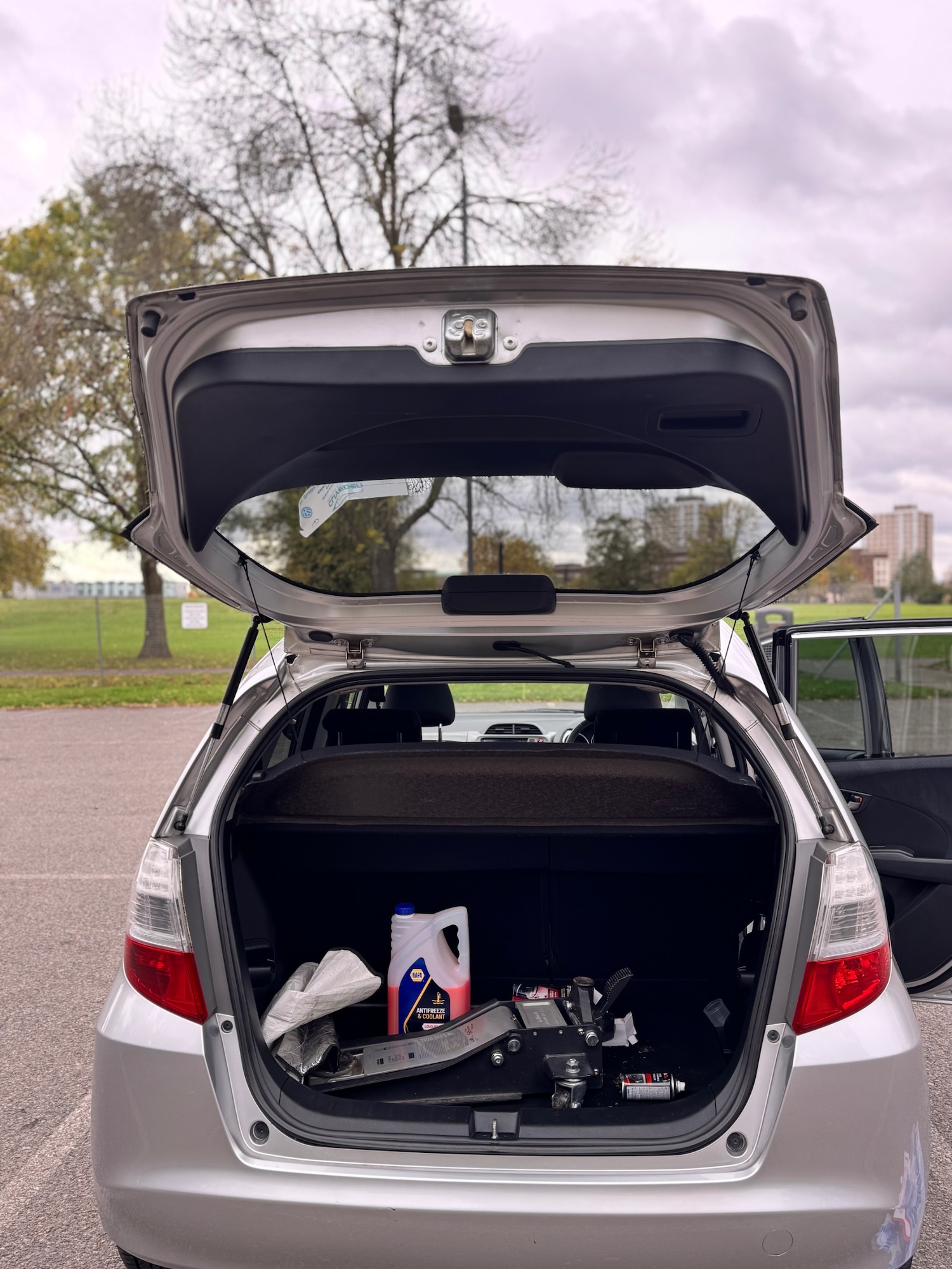 Used Honda Jazz 2010 for sale - 76384280: Photo 12