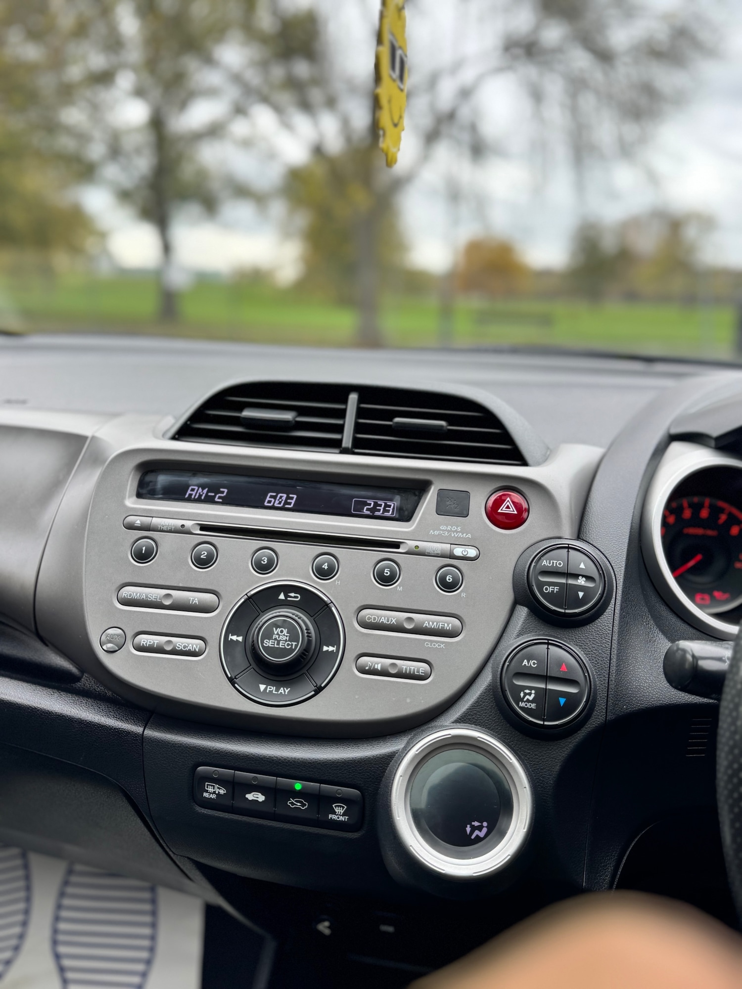 Used Honda Jazz 2010 for sale - 76384280: Photo 19