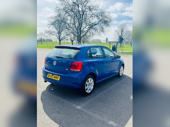 Used Volkswagen Polo 2010 for sale - 77932332: Photo