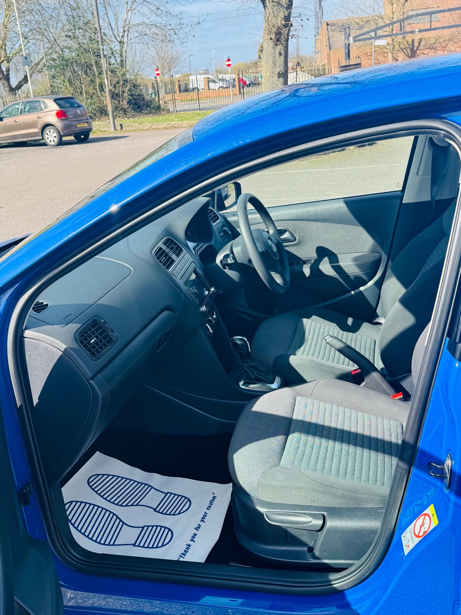 Used Volkswagen Polo 2010 for sale - 77932332: Photo 6