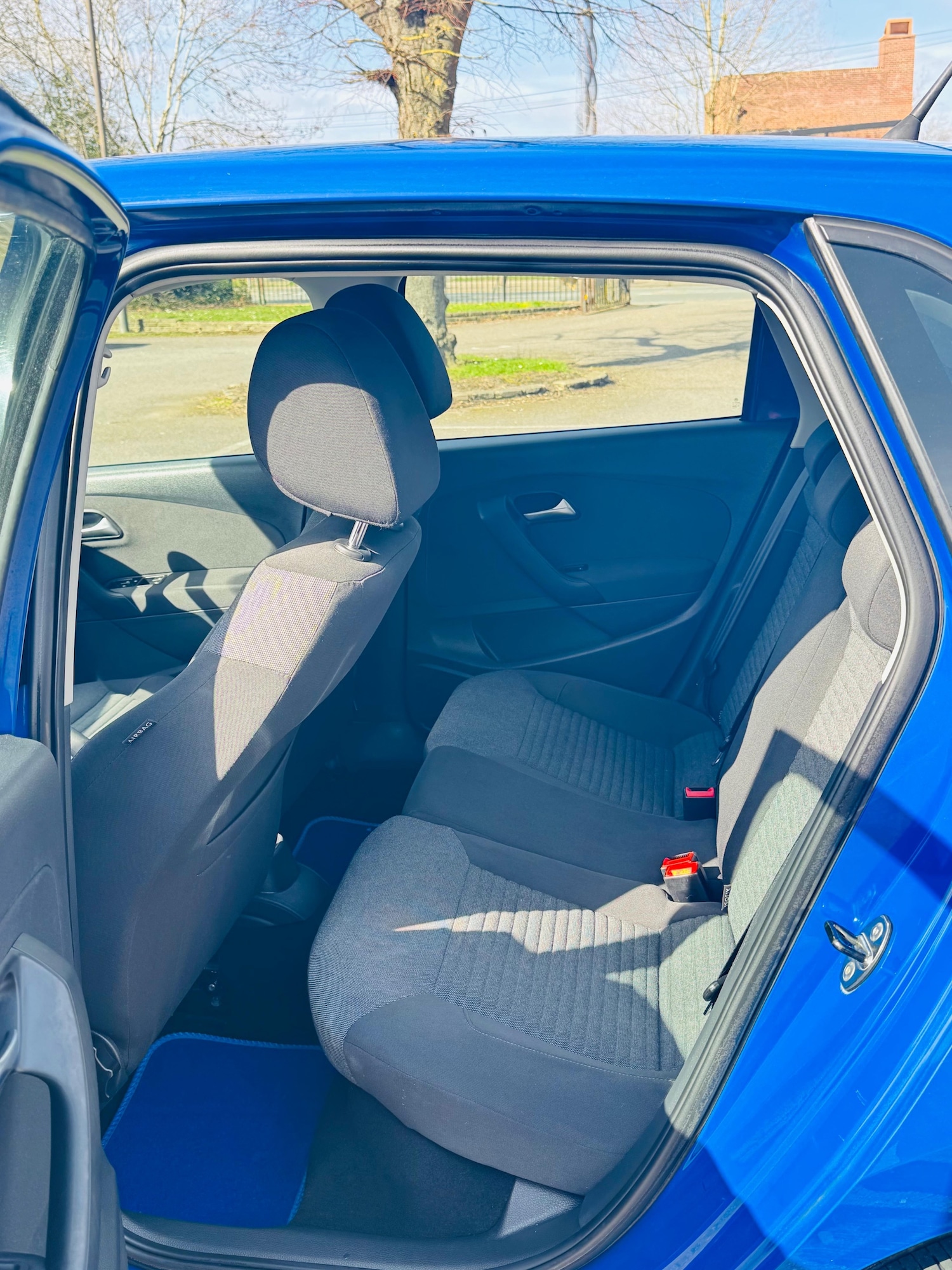 Used Volkswagen Polo 2010 for sale - 77932332: Photo 7