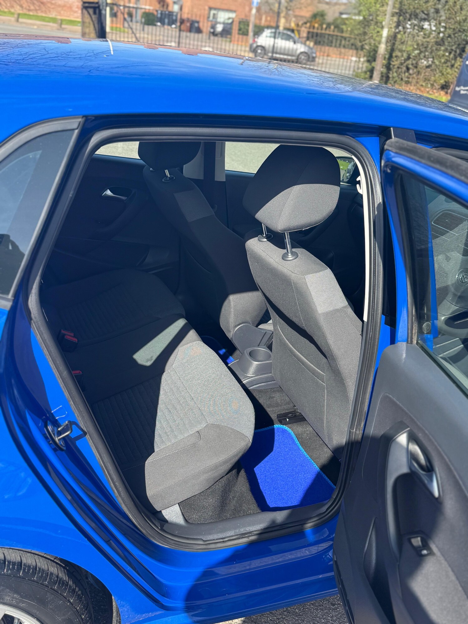 Used Volkswagen Polo 2010 for sale - 77932332: Photo 8