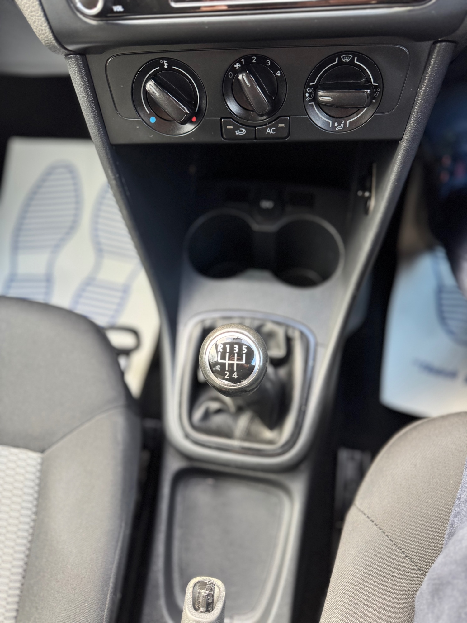 Used Volkswagen Polo 2012 for sale - 77277668: Photo 17