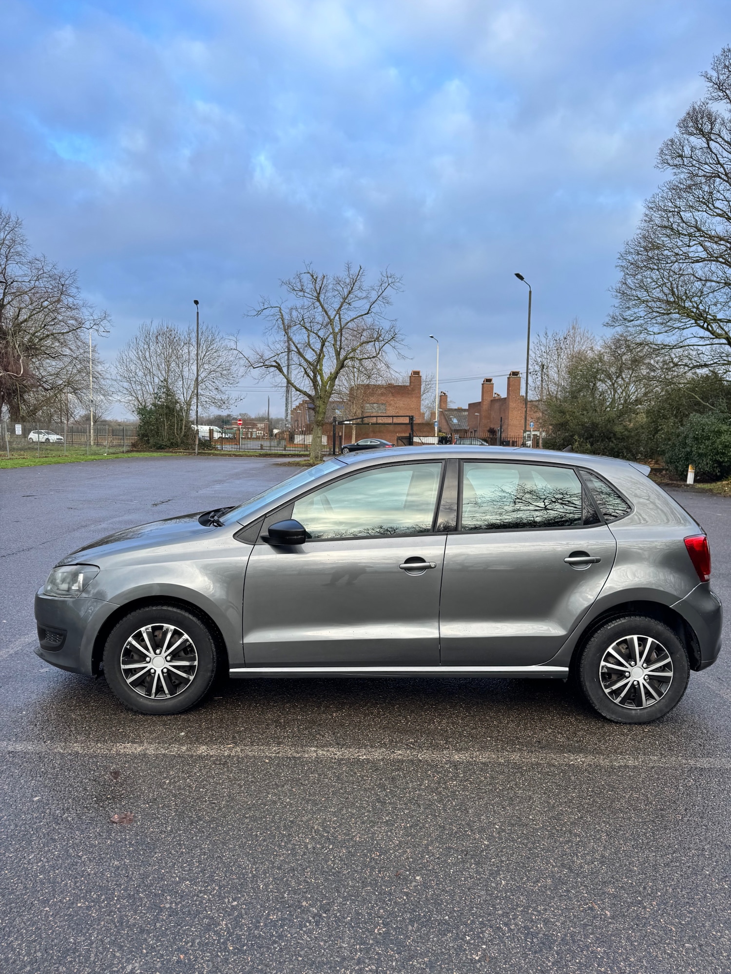 Used Volkswagen Polo 2012 for sale - 77277668: Photo 2