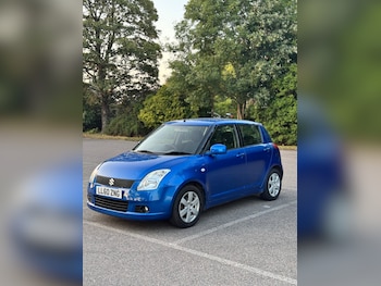 Used Suzuki Swift 2010 for sale - 75505845: Photo