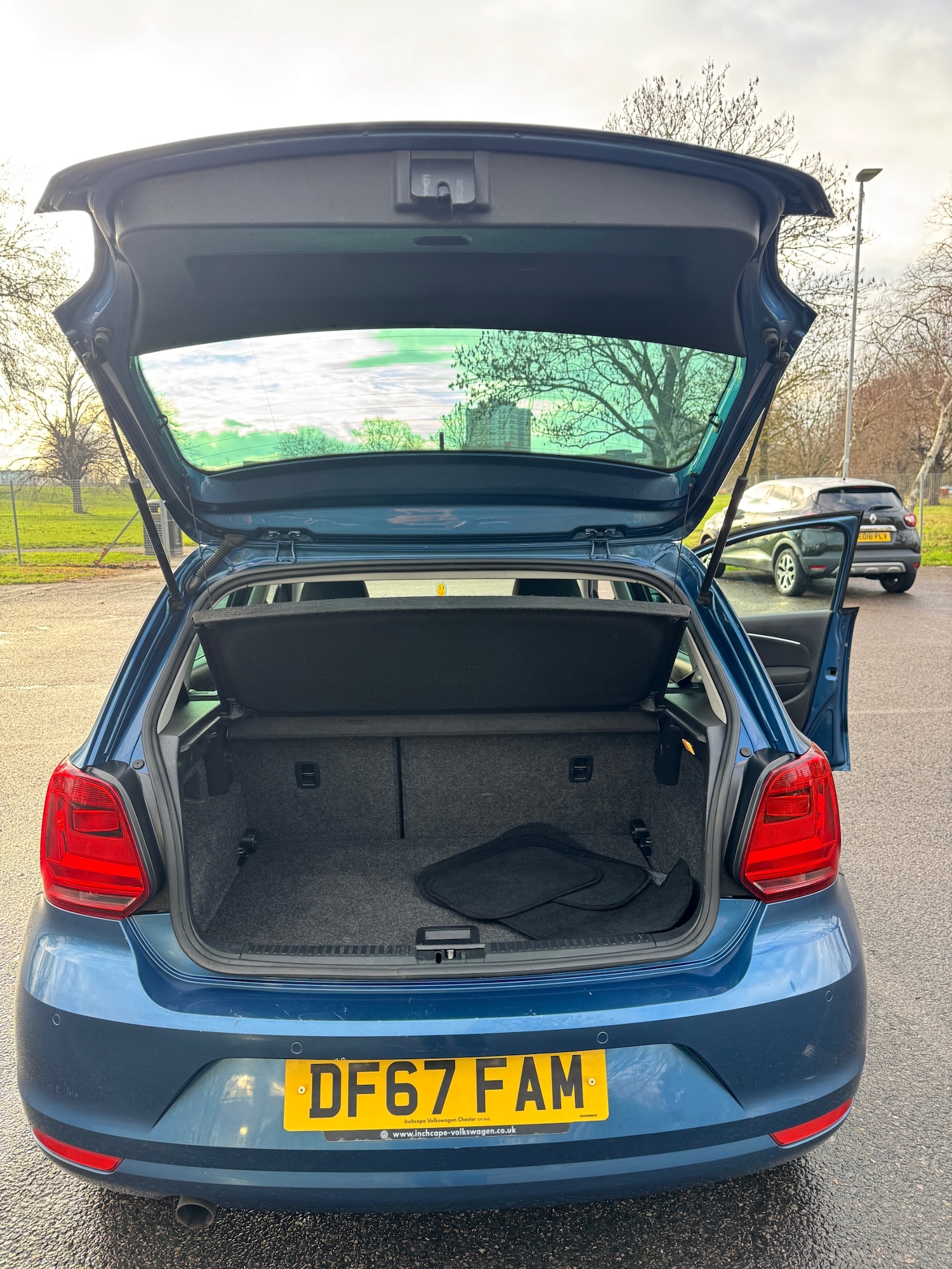 Used Volkswagen Polo 2017 for sale - 77251475: Photo 9