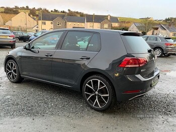 Used Volkswagen Golf 2019 for sale - 77268560: Photo