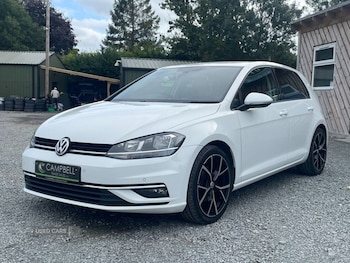 Used Volkswagen Golf 2017 for sale - 76002699: Photo 2