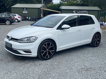 Used Volkswagen Golf 2017 for sale - 76002699: Photo 3