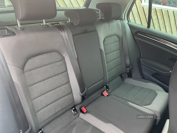 Used Volkswagen Golf 2017 for sale - 76002699: Photo 7