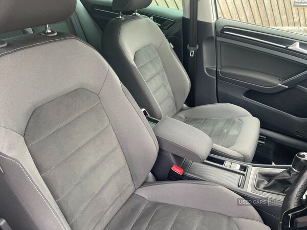 Used Volkswagen Golf 2017 for sale - 76002699: Photo 8