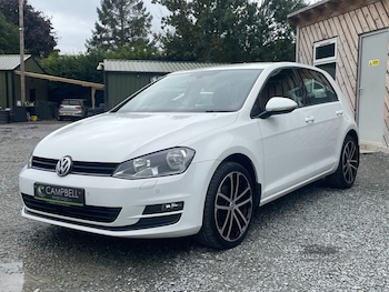 Used Volkswagen Golf 2017 for sale - 76043759: Photo 2