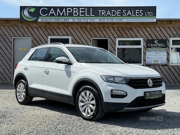 Used Volkswagen T-Roc 2018 for sale - 78363439: Photo