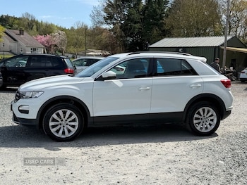 Used Volkswagen T-Roc 2018 for sale - 78363439: Photo