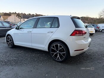 Used Volkswagen Golf 2017 for sale - 76965996: Photo
