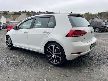 Used Volkswagen Golf 2017 for sale - 76551272: Photo