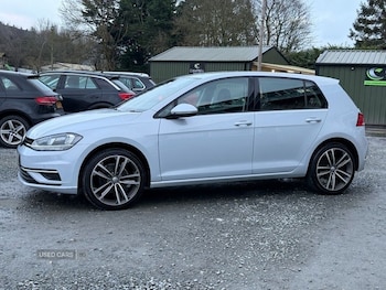 Used Volkswagen Golf 2017 for sale - 76936845: Photo