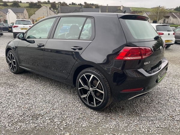 Used Volkswagen Golf 2017 for sale - 76285085: Photo 4