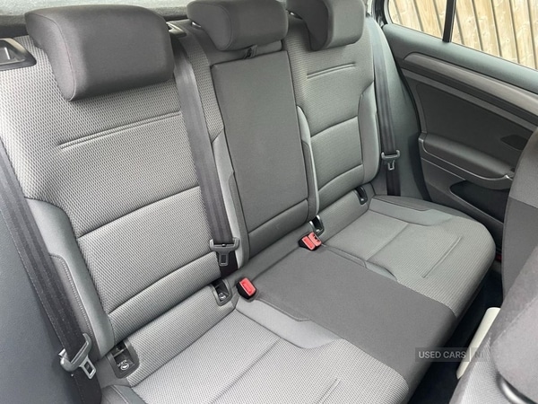 Used Volkswagen Golf 2017 for sale - 76285085: Photo 7