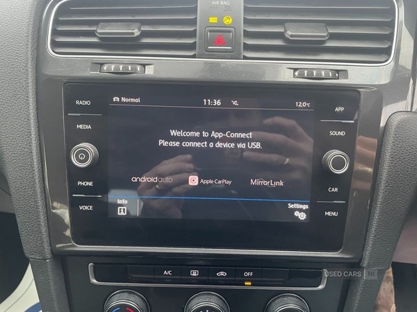 Used Volkswagen Golf 2018 for sale - 76296515: Photo 11