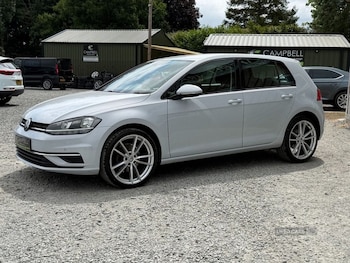 Used Volkswagen Golf 2017 for sale - 78935574: Photo
