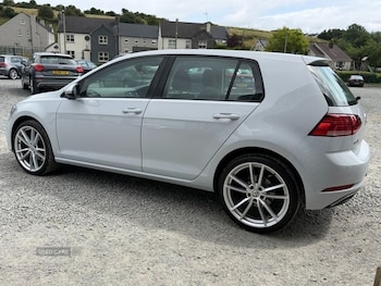 Used Volkswagen Golf 2017 for sale - 78935574: Photo