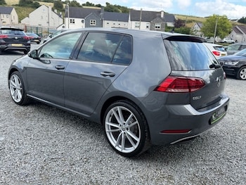 Used Volkswagen Golf 2019 for sale - 79401663: Photo