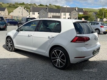 Used Volkswagen Golf 2019 for sale - 78536203: Photo