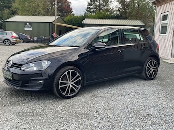 Used Volkswagen Golf 2015 for sale - 76318573: Photo