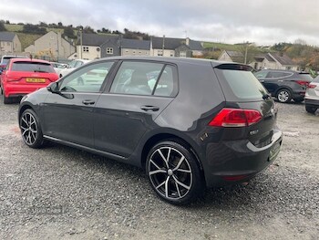 Used Volkswagen Golf 2015 for sale - 76378209: Photo