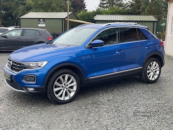Used Volkswagen T-Roc 2018 for sale - 76296506: Photo