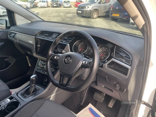 Used Volkswagen Touran 2017 for sale - 76562999: Photo 13