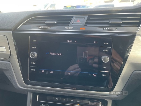 Used Volkswagen Touran 2017 for sale - 76562999: Photo 15