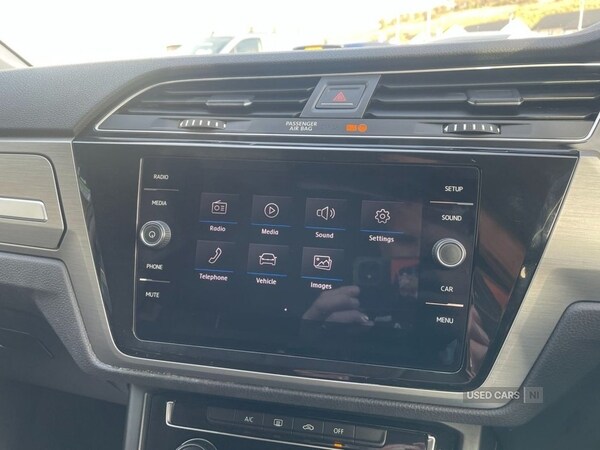 Used Volkswagen Touran 2017 for sale - 76562999: Photo 16