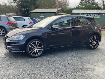 Used Volkswagen Golf 2017 for sale - 76433620: Photo