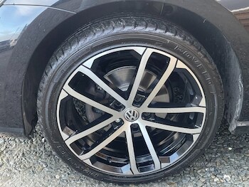 Used Volkswagen Golf 2017 for sale - 76433620: Photo