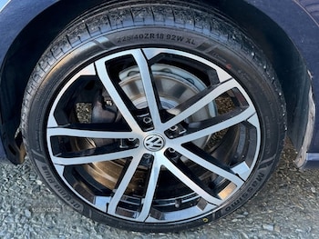 Used Volkswagen Golf 2016 for sale - 76914298: Photo