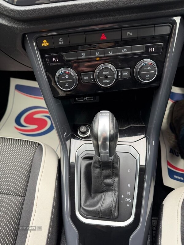 Used Volkswagen T-Roc 2019 for sale - 76621360: Photo 10