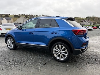 Used Volkswagen T-Roc 2019 for sale - 76621360: Photo