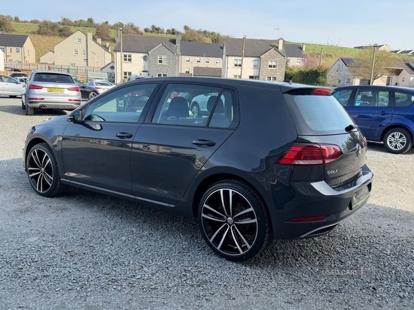 Used Volkswagen Golf 2017 for sale - 77982809: Photo 4