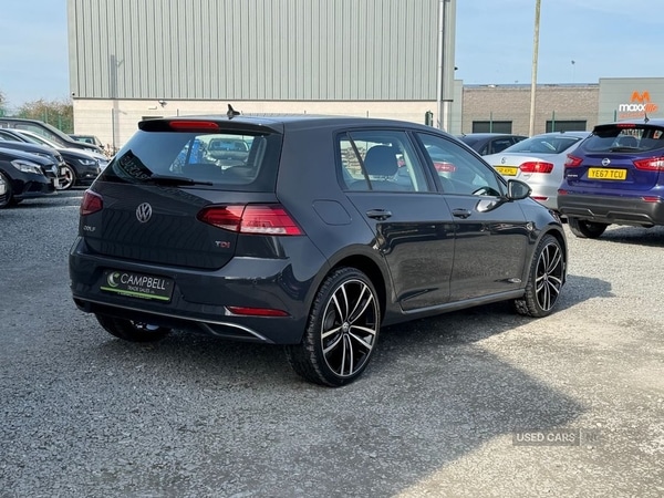 Used Volkswagen Golf 2017 for sale - 77982809: Photo 5