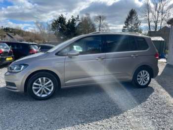 Used Volkswagen Touran 2016 for sale - 73751999: Photo