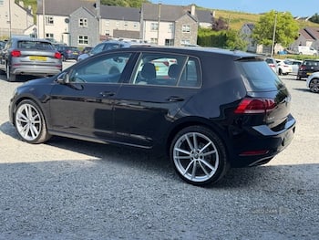 Used Volkswagen Golf 2018 for sale - 79609981: Photo