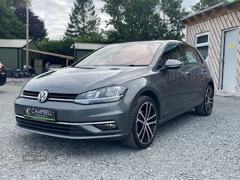 Used Volkswagen Golf 2017 for sale - 76021523: Photo 2